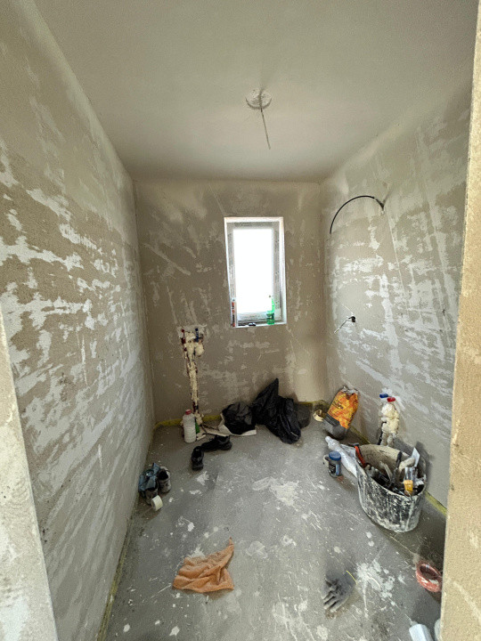 Casa individuala 5 camere, 142 mp utili, 660 mp curte !, Lac Chinteni!