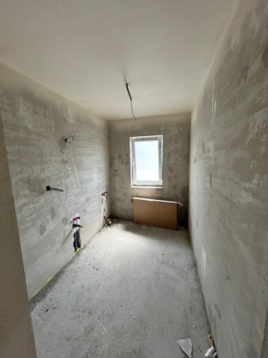 Casa individuala 5 camere, 142 mp utili, 660 mp curte !, Lac Chinteni!