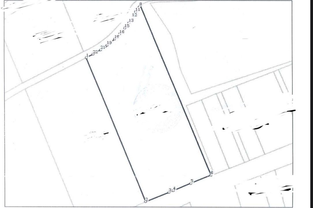 Teren intravilan ,9.880 mp, front 63 mp BACIU