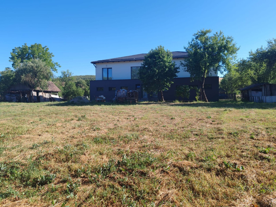 Duplex de vanzare, 180 mp utili, 1600mp curte, Dabaca