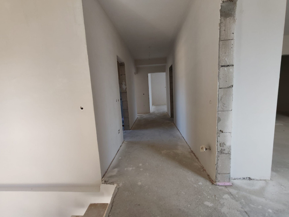 Duplex de vanzare, 180 mp utili, 1600mp curte, Dabaca