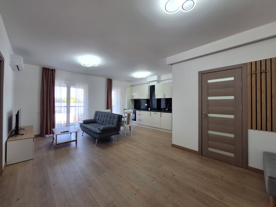 Apartament cu 2 camere, 53 mp, parcare, balcon, zona Oncos