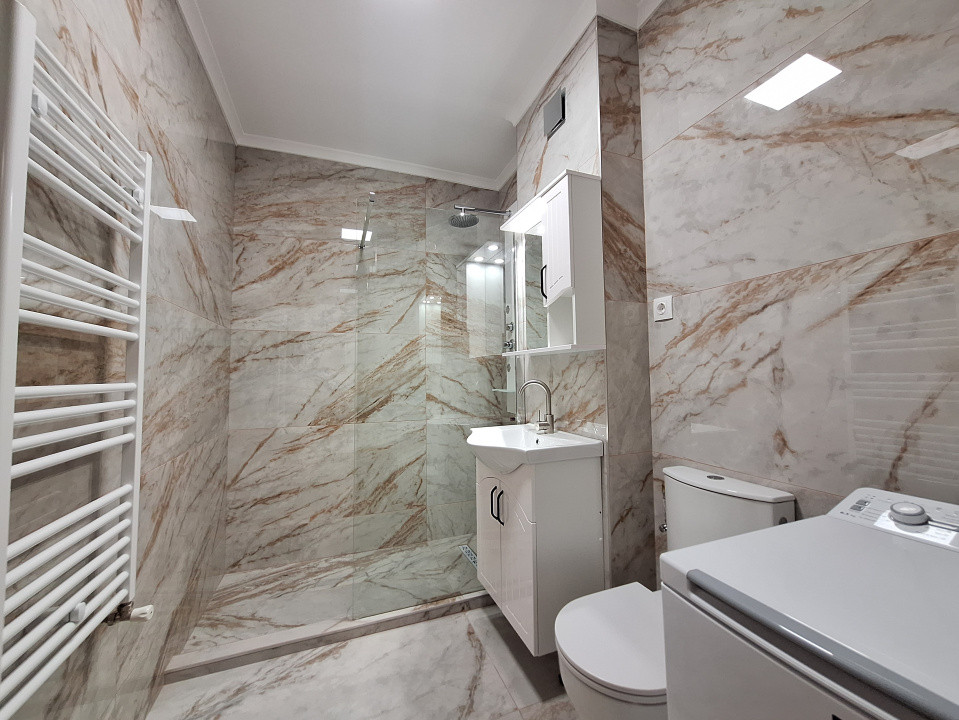 Apartament cu 2 camere, 53 mp, parcare, balcon, zona Oncos