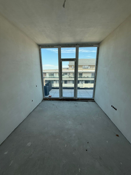 Penthouse la etaj retras, in zona Iulius Mall