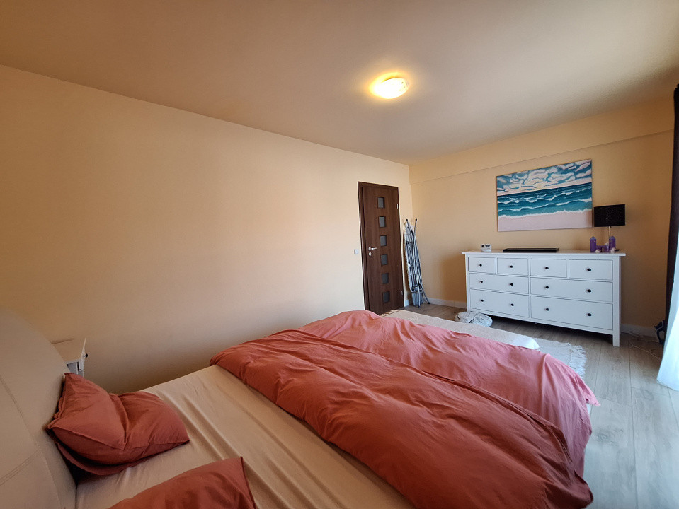 Apartament cu 3 camere, 61 mp, balcon, zona Muzeul Apei