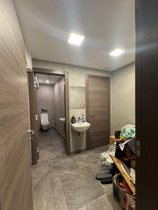 Cladire de Vanzare, Spatii comerciale, 1000mp, Central