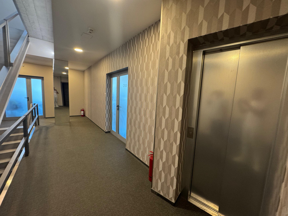 Cladire de Vanzare, Spatii comerciale, 1000mp, Central