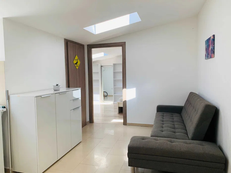 Apartament 1 cam central
