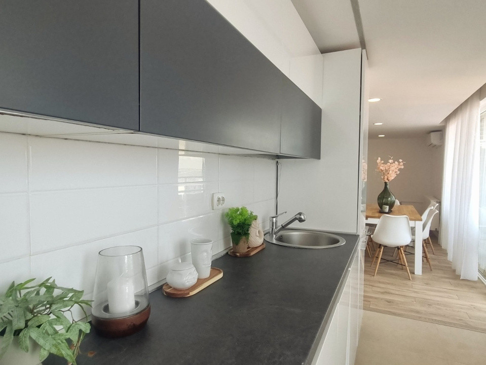 Penthouse, 160 mp+70 mp terasa, Buna ziua, la cheie