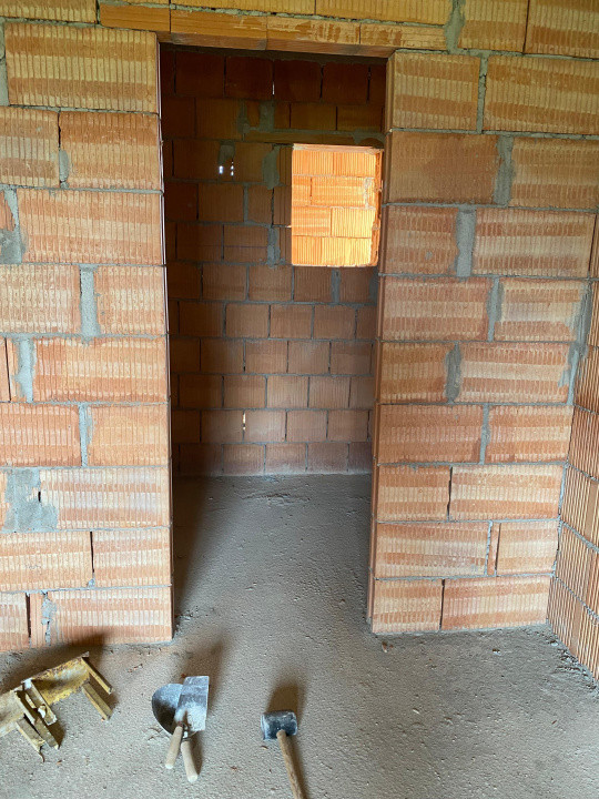 Apartament 3 camere, gradina, zona centrala, parcare inclusa 