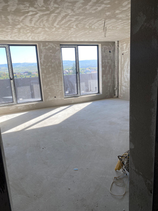 Apartament 2 camere, terasă, parcare subterană TVA inclus, posibilitate finisare