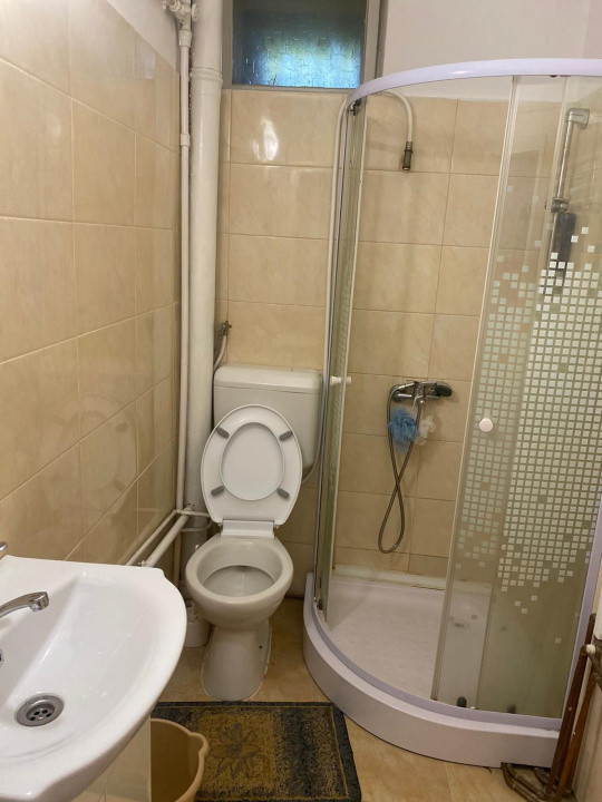 Apartament cu o camera 37mp zona Gruia 