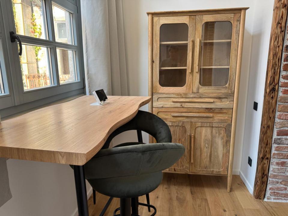 Apartament tip LOFT, la cheie, 50 mp, etaj 1, zona ultracentrală, P-ta Unirii