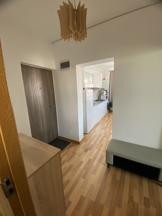 Apartament 2 camere, mobilat utilat, zona Terra