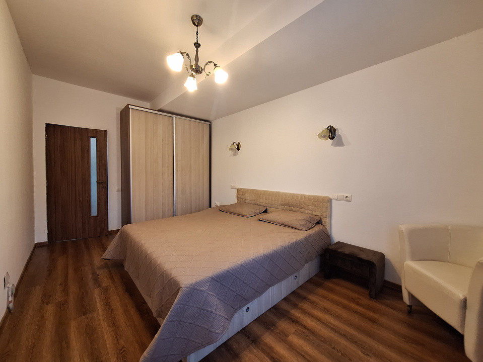 Apartament cu 3 camere, 63 mp, 2 bai, zona Parcului Poligon