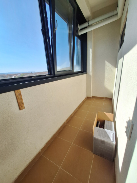 Apartament cu 3 camere, 63 mp, 2 bai, zona Parcului Poligon