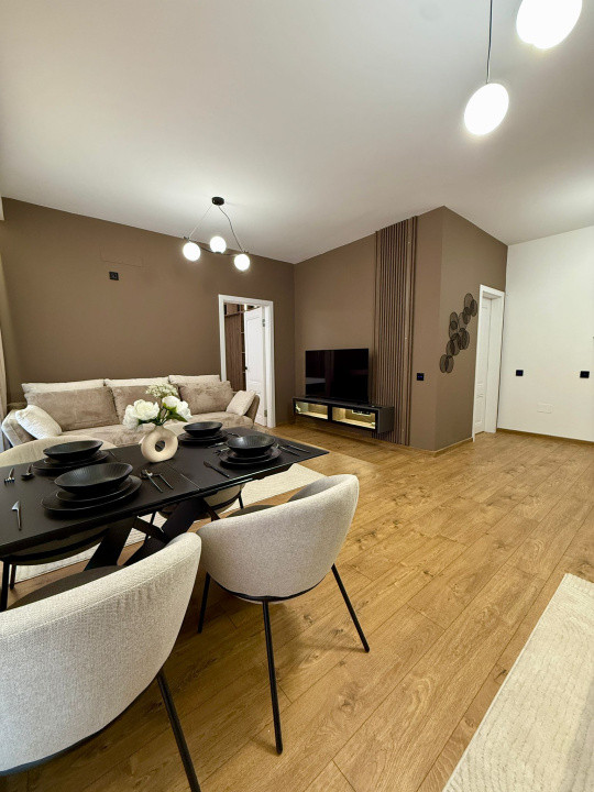 apartament cu 2 camere ultrafinisat,zona Oncos