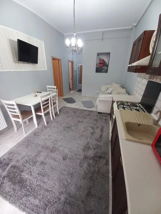 Apartament 2 camere Centru