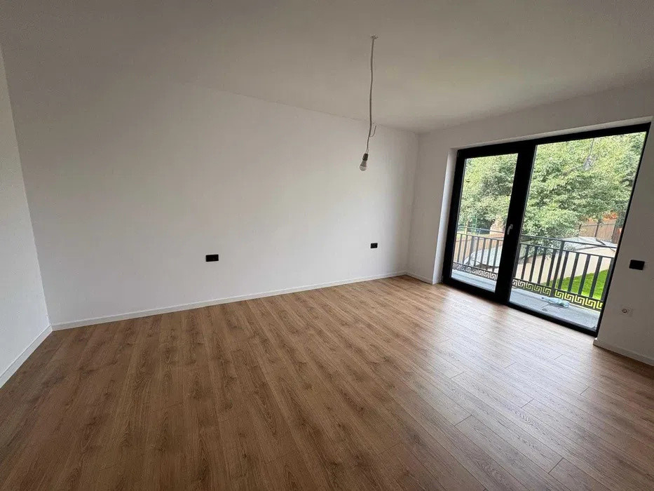 DUPLEX in totalitate sau separat, locuinta sau birouri