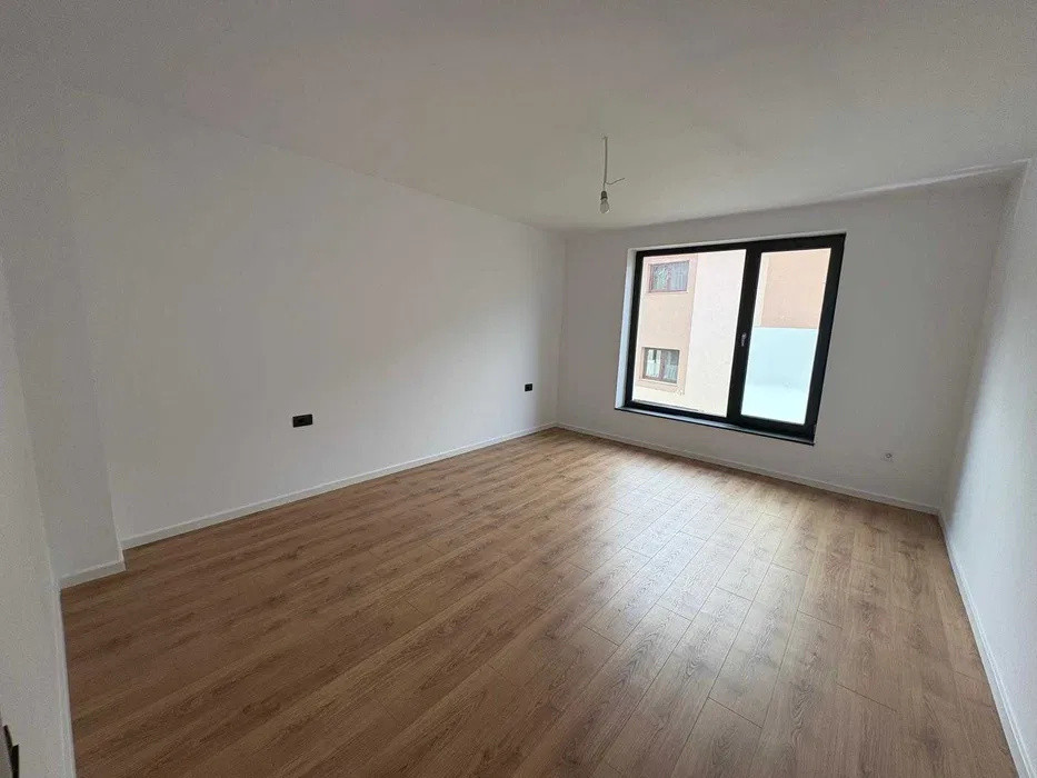 DUPLEX in totalitate sau separat, locuinta sau birouri