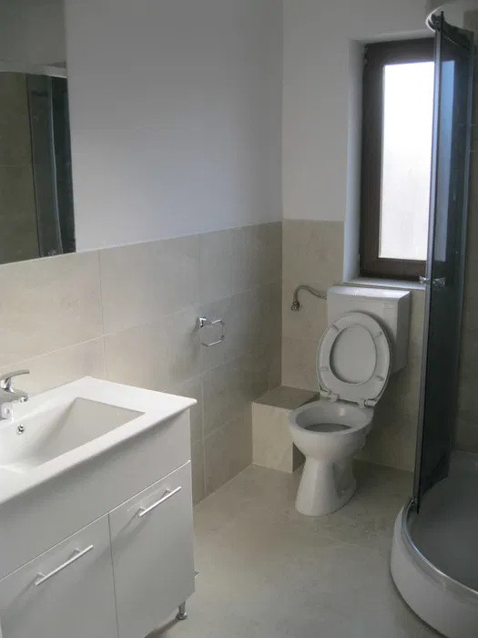 Apartament cu 2 dormitoare + 2 bai, Zorilor