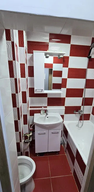 Apartament 1 camera, 32mp, etaj intermediar, zona Gheprgheni