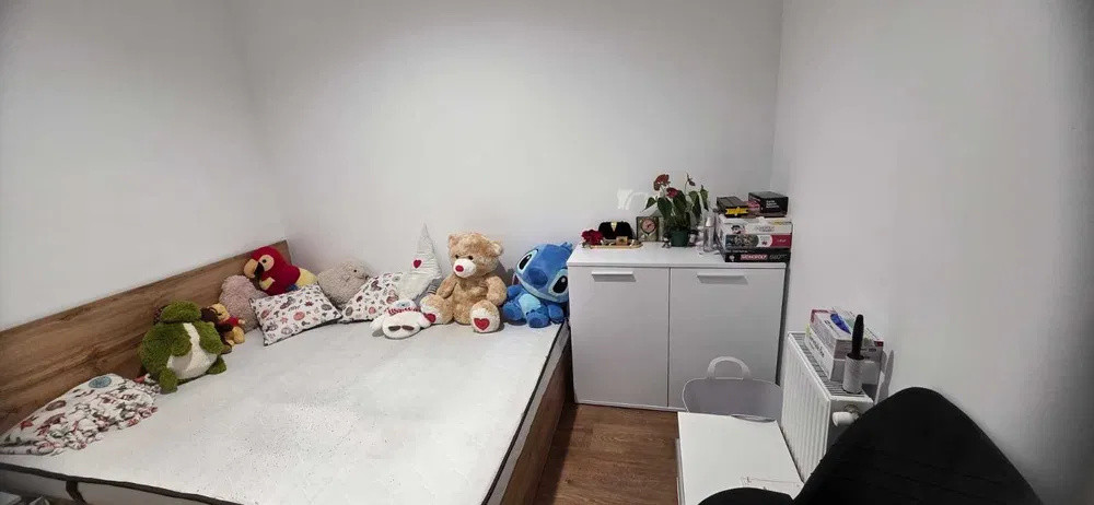 Apartament de 3 camere, 58mp, finisat, mobilat, zona Baciu