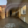 Spatiu comercial,200 mp, Zona Eroilor, Pretabil cabinete, servicii.