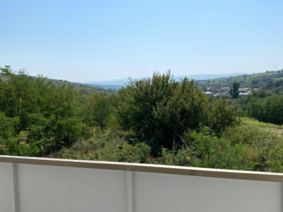 Apartament 2 camere finisat, zona verde 