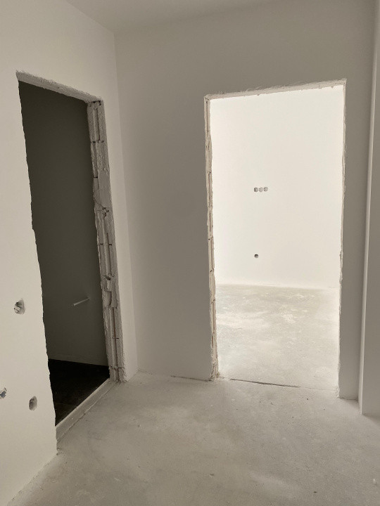 Apartament 2 camere finisat, zona verde 