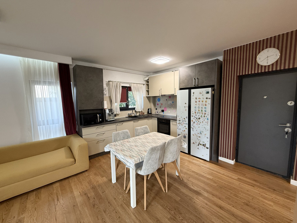 Apartament de doua camere, 53 mp, gradina, parcare si 2 anexe,Borhanci