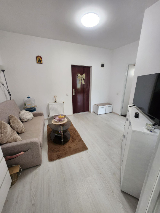 Apartament cu 2 camere, 41 mp,zona Terra