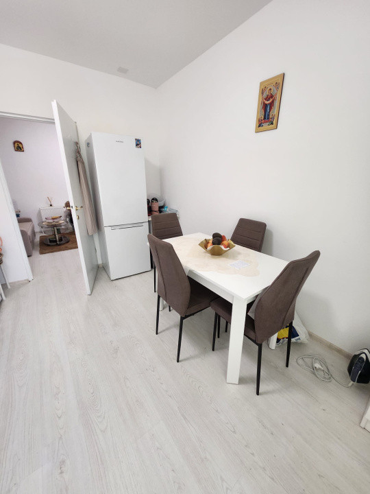 Apartament cu 2 camere, 41 mp,zona Terra