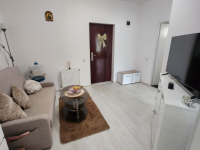 Apartament cu 2 camere, 41 mp,zona Terra