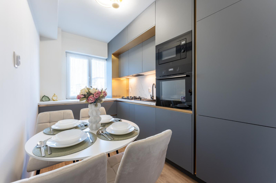 Apartament de 2 camere, Decomandat, 56 mp, Ultramodern, Zona Terra