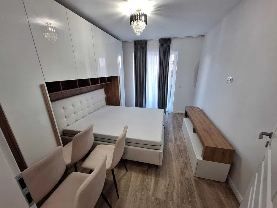 Apartament 3 camere ,75mp, zona Iris.