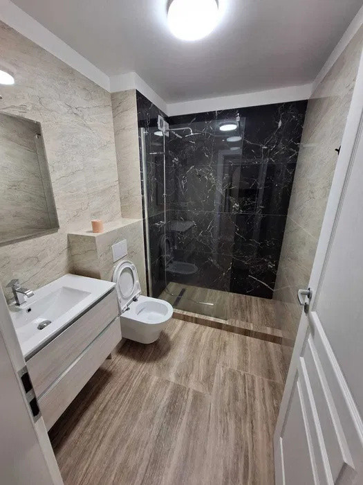 Apartament 3 camere ,75mp, zona Iris.