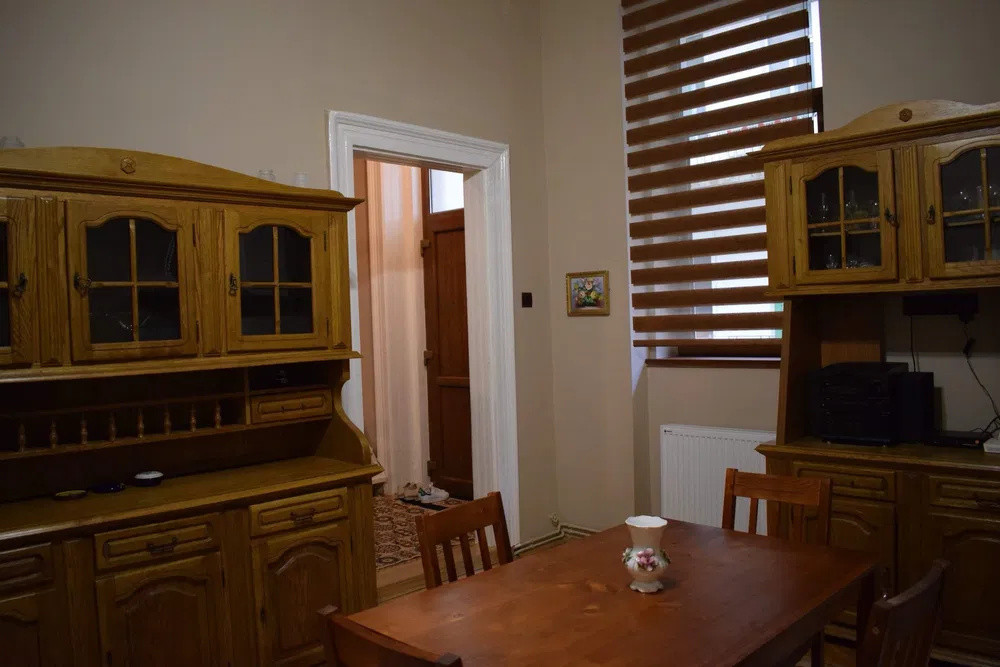Apartament 3 camere pe 2 nivele str. Horea
