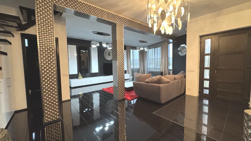 Casa idividuala  , 170 mp utili, zona VIVO 