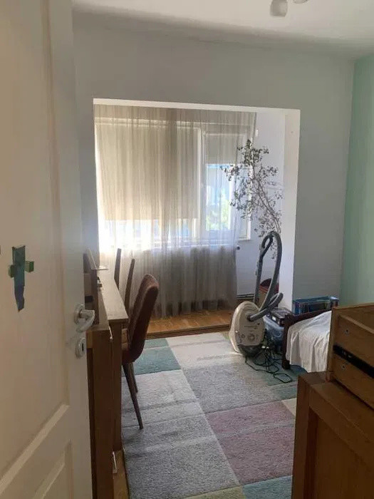Apartament 4 camere ,90mp, zona Zorilor 