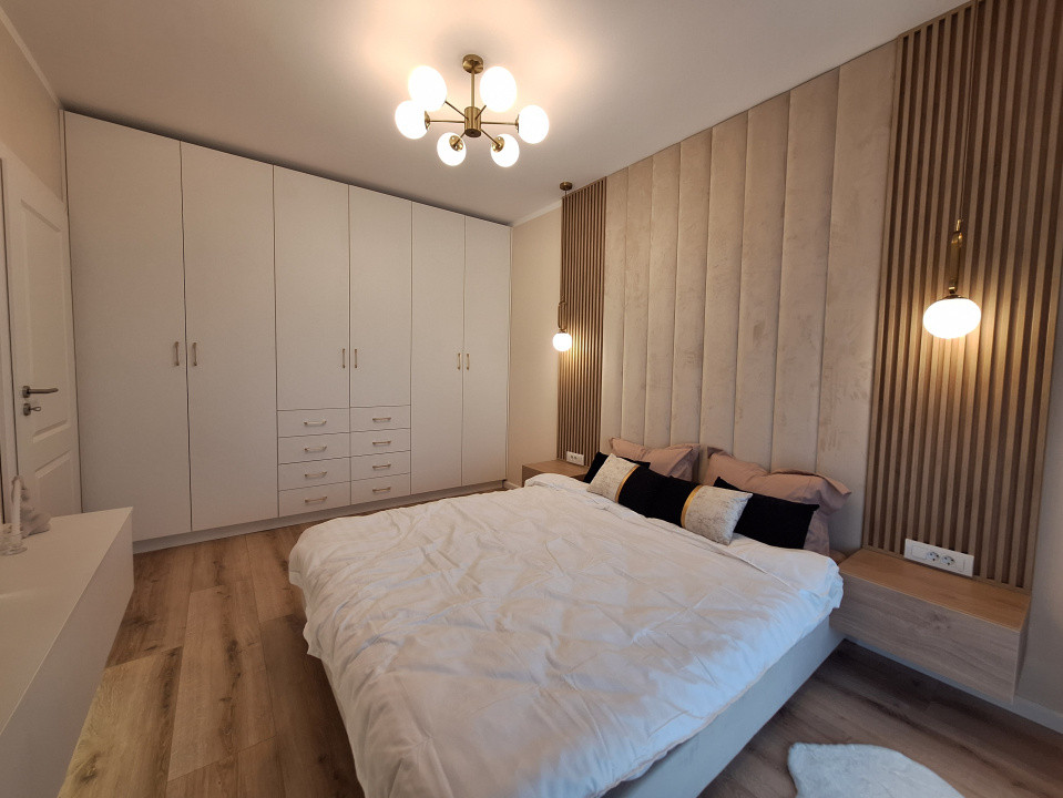 Apartament cu 2 camere, ultrafinisat, 50 mp, balcon, zona Razoare