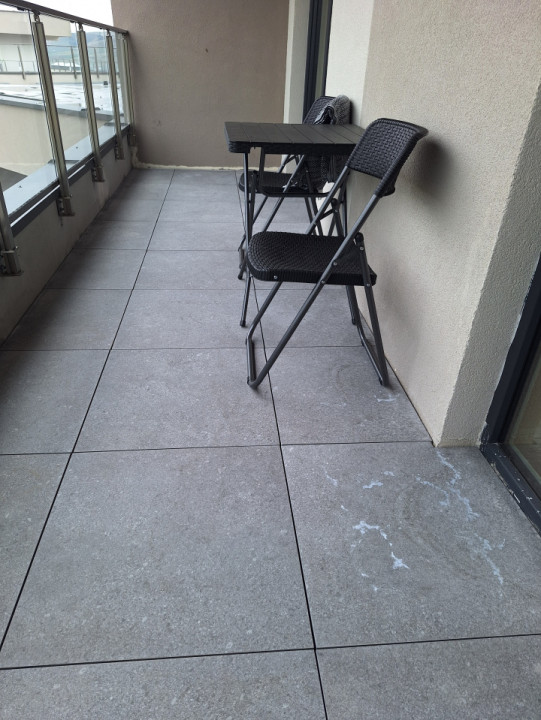 Apartament cu 2 camere, ultrafinisat, 50 mp, balcon, zona Razoare