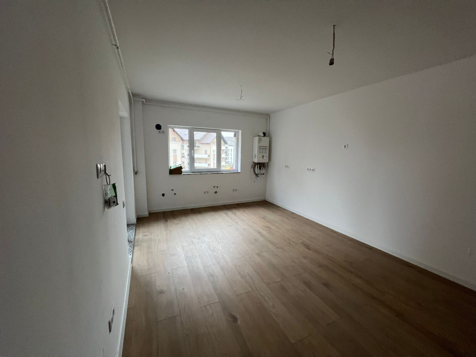 Apartament cu 3 camere, 60 mp,terasa, zona  Porii