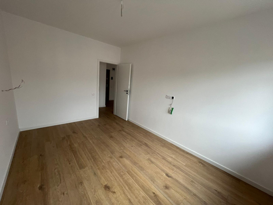 Apartament cu 3 camere, 60 mp,terasa, zona  Porii