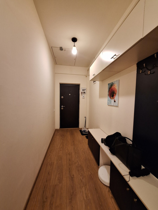 Apartament cu 2 camere, decomandat, balcon, zona Parcului Poligon