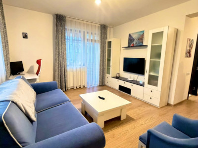 Apartament cu 2 camere, decomandat, balcon, zona Parcului Poligon