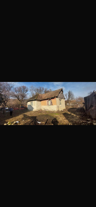 Casa demolabila Faureni, 2600 mp teren 