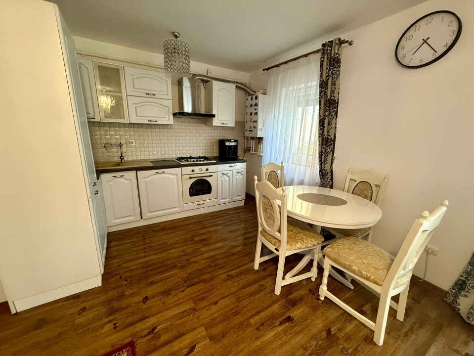 Apartament cu 2 camere, 53,62 mp, balcon, zona Florilor