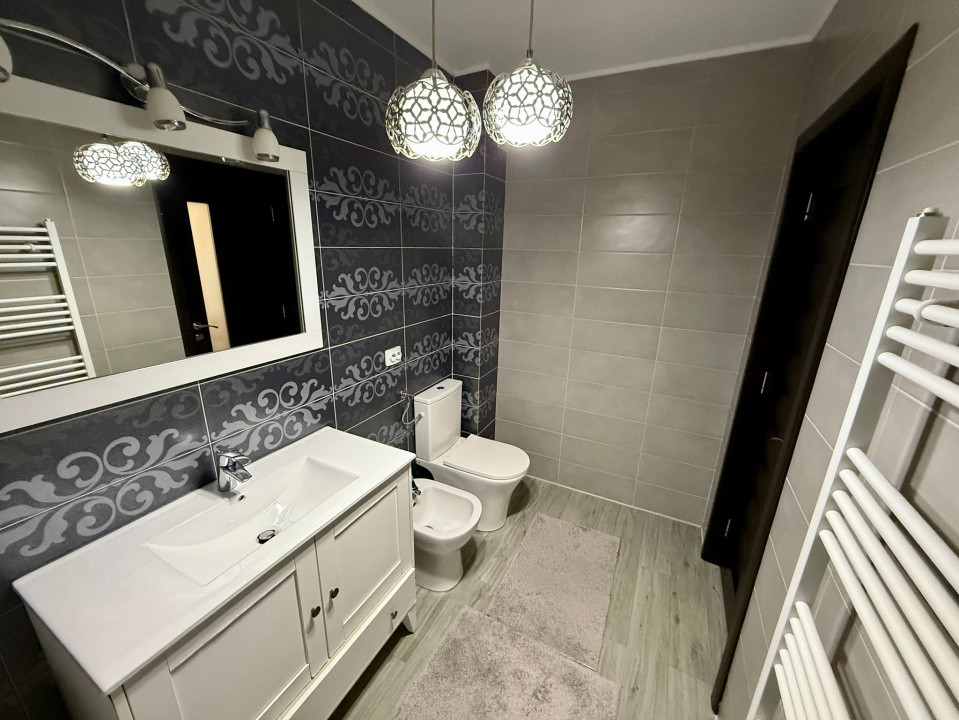 Apartament cu 2 camere, 53,62 mp, balcon, zona Florilor