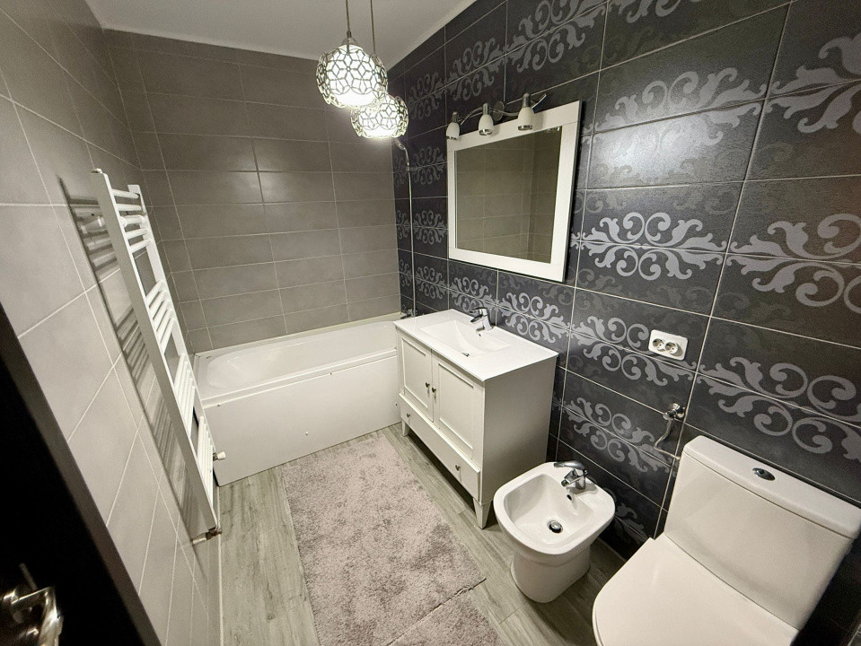 Apartament cu 2 camere, 53,62 mp, balcon, zona Florilor